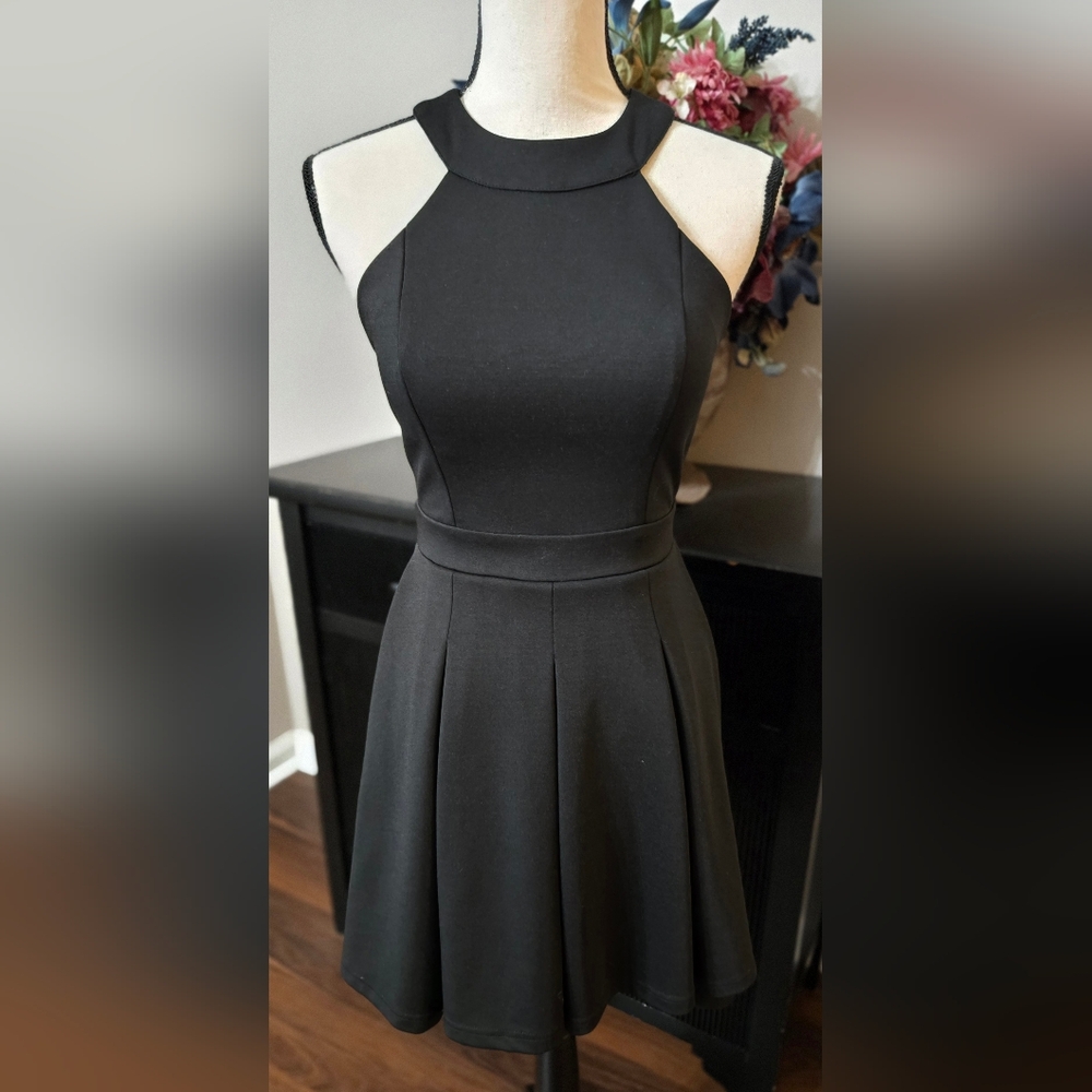 EUC- Stunning Little Black Dress with Cut-out Back & Gold Zippers